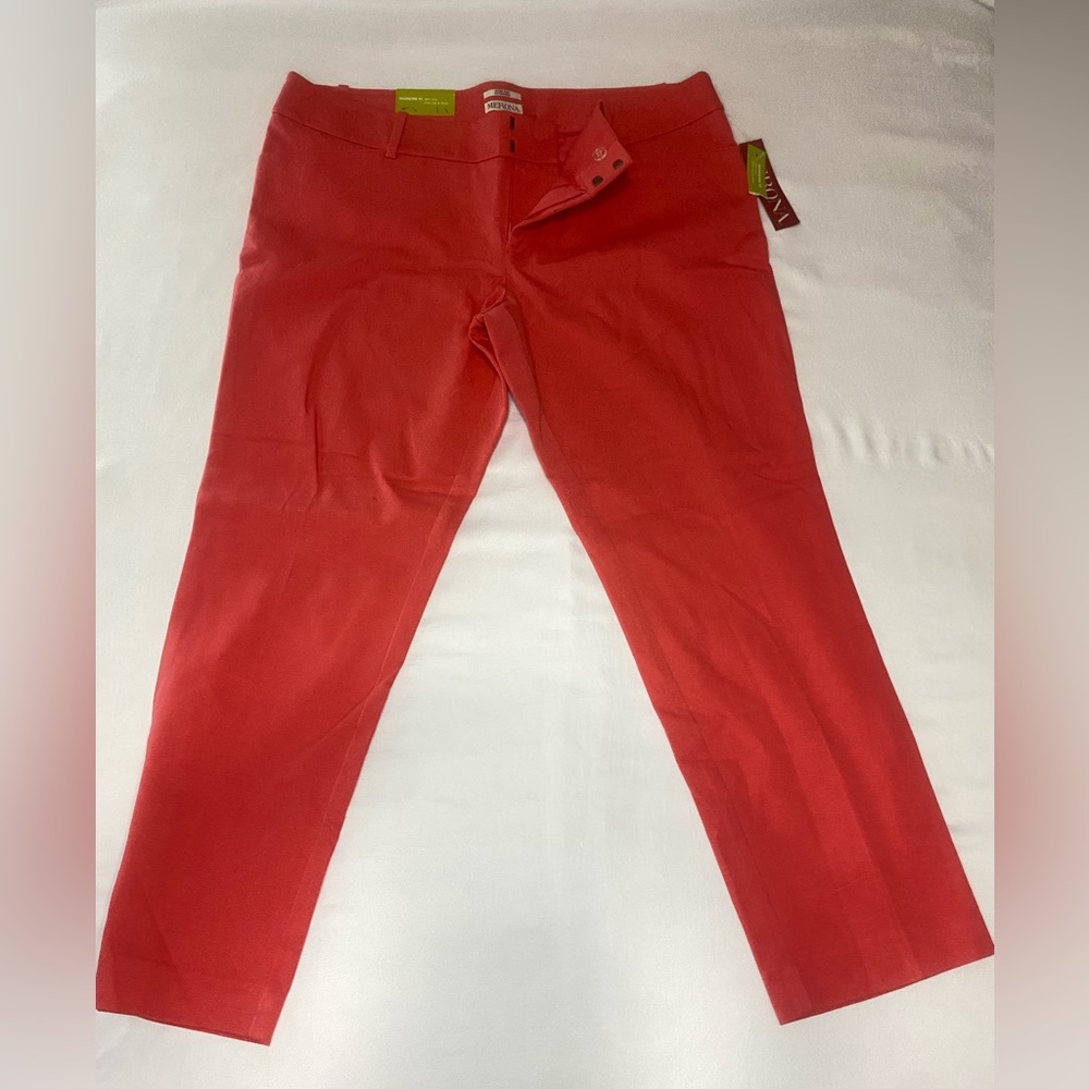 Stylish peach looking Ankle Pants women size 16
